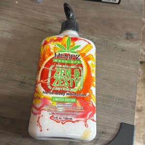 Zesty lotion Hempz